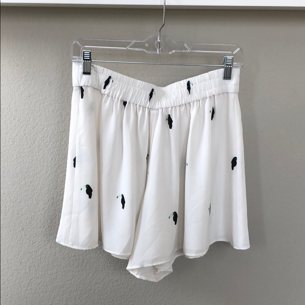 Toucan bird drape shorts